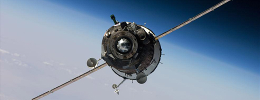 Russian Soyuz TMA-16 nears the ISS