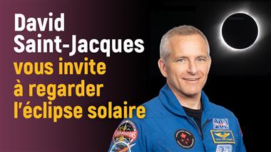 David Saint-Jacques sur un fond de ciel noir avec une éclipse solaire totale